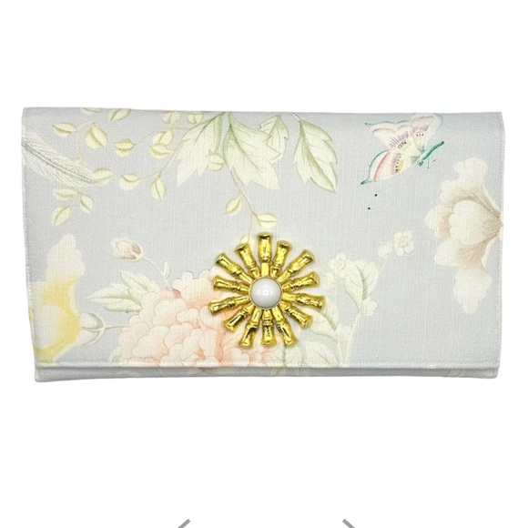 Garland Bags Handbags - Brand New Garland Bags Lauren Clutch